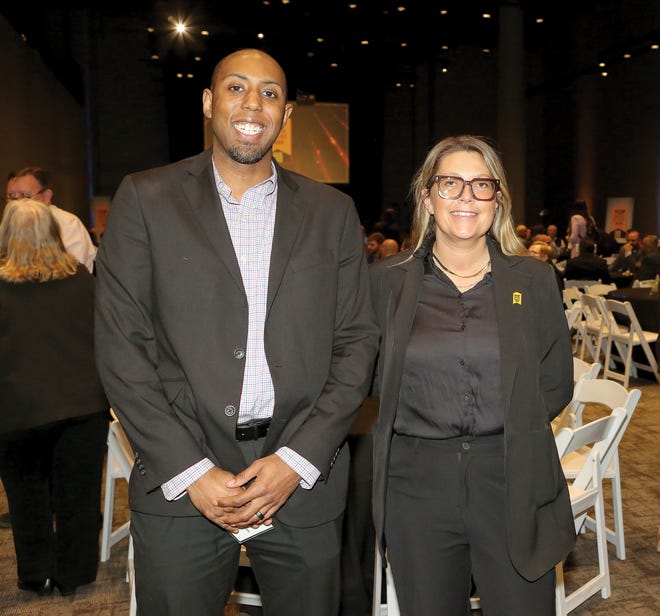 Wes Comer and Alexis Underwood at the Columbus CEO 2023 Top Workplaces awards, held April 19, 2023 at COSI